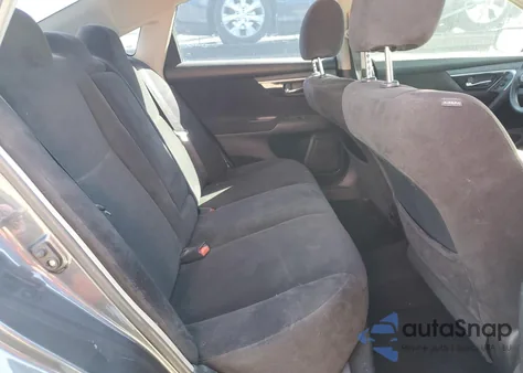 2013 Nissan Altima 2.5 z USA, uszkodzony, nr VIN 1N4AL3AP5DC138412